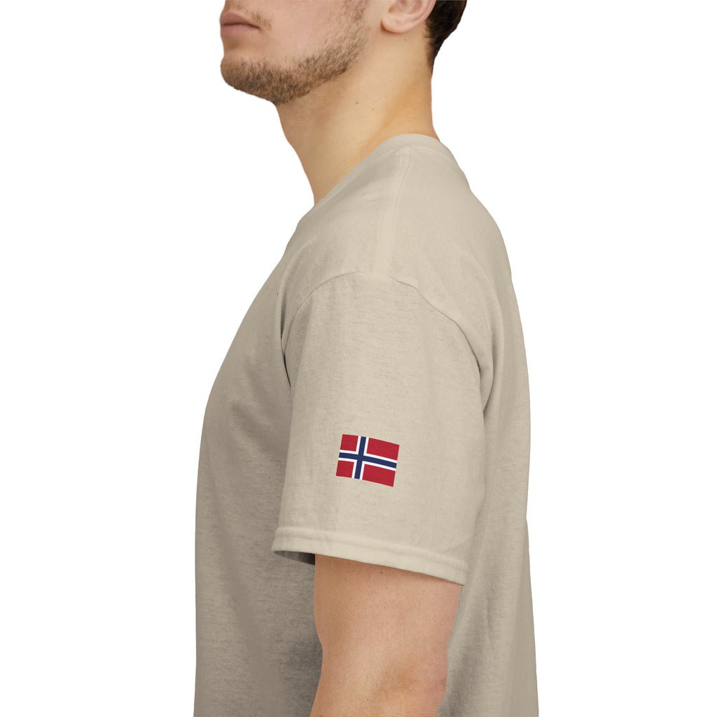 Norge Minimalist Tee — Scandinavian Norway Flag T-Shirt